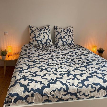 Family House - Centre Gare Apartment Руан Екстериор снимка
